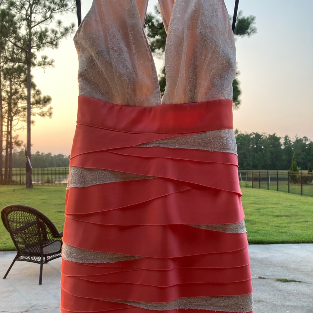 Bebe Pretty Baby Brennan Deep V Lace Dress - Picture 7 of 13